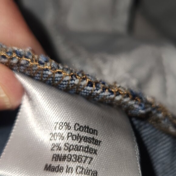 St John’s Bay Comfort Waist Straight Jean Women’s Size 6 Petite Medium Wash - Picture 6 of 7